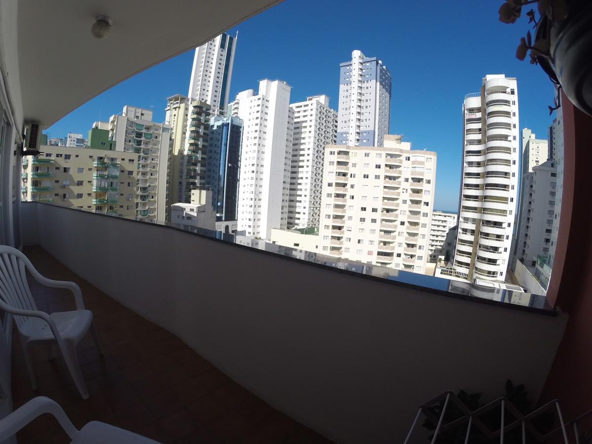 Apto Av. Brasil - Centro Balneário Camboriú Exterior foto