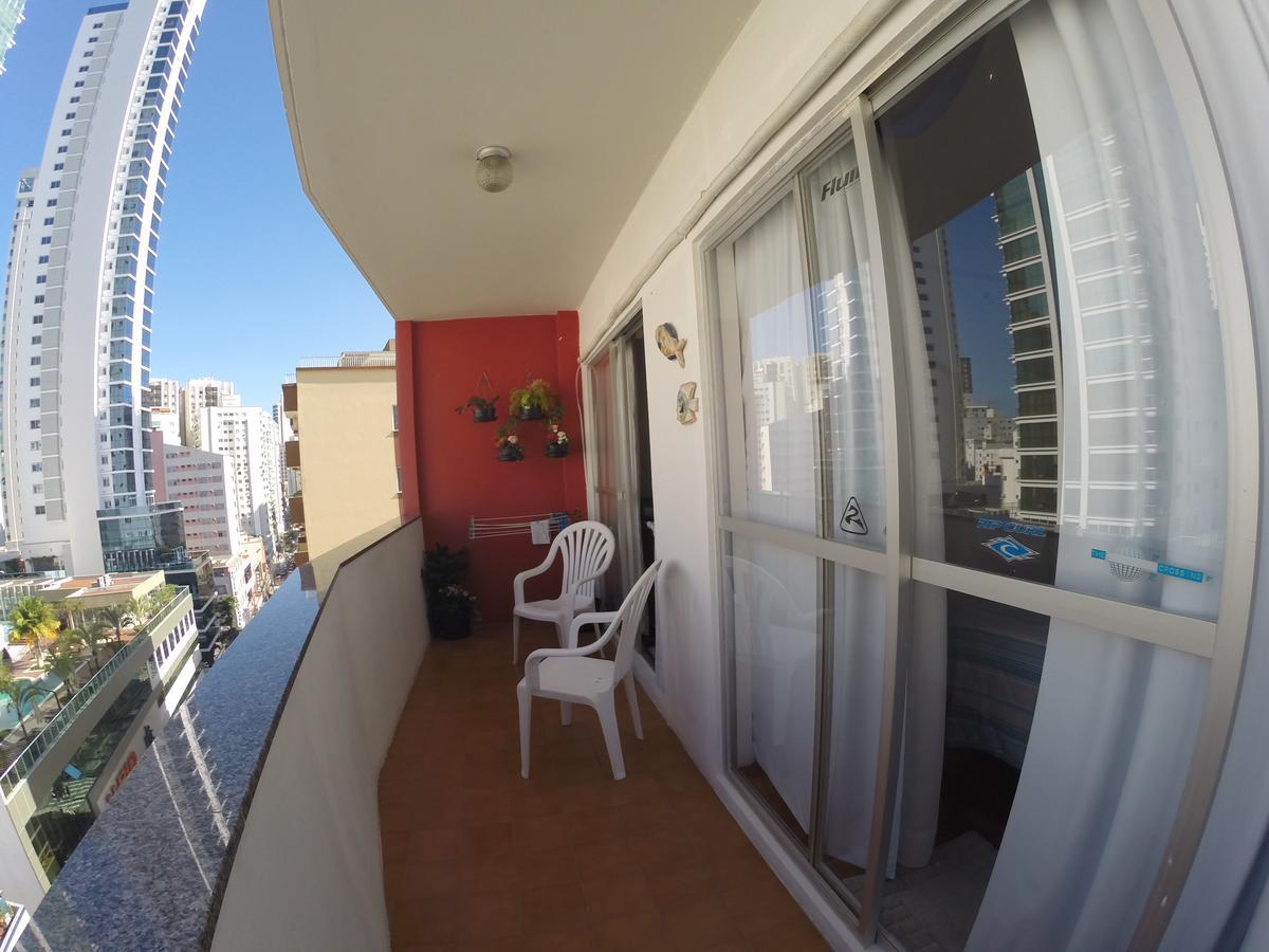 Apto Av. Brasil - Centro Balneário Camboriú Exterior foto